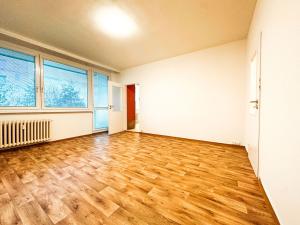 Pronájem bytu 3+1, Praha - Hlubočepy, Renoirova, 74 m2