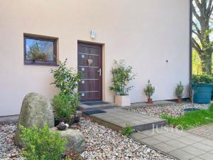 Pronájem bytu 1+1, Říčany - Radošovice, Černokostelecká, 54 m2
