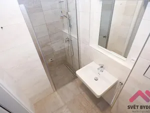 Pronájem bytu 1+kk, Praha - Karlín, U Mlýnského kanálu, 36 m2