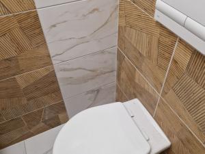 Pronájem bytu 2+1, Děčín, Pohraniční, 62 m2