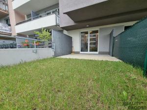 Pronájem bytu 1+kk, Praha - Letňany, Hlučkova, 56 m2