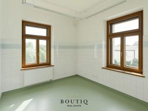 Prodej obchodního prostoru, Praha - Modřany, Pekárkova, 530 m2
