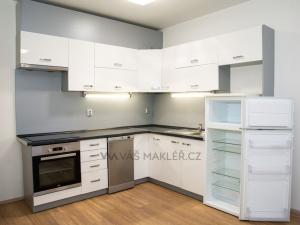 Pronájem bytu 2+kk, Praha - Stodůlky, náměstí Junkových, 46 m2
