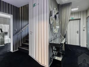 Prodej obchodního prostoru, Zeleneč, Jitrocelová, 150 m2