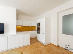 Pronájem bytu 2+kk, Praha - Holešovice, U smaltovny, 50 m2