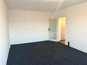 Pronájem bytu 1+1, Plzeň, Železničářská, 41 m2