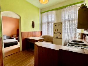 Prodej bytu 3+1, Karlovy Vary, Celní, 90 m2