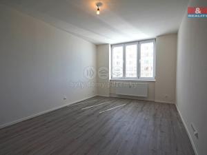 Pronájem bytu 1+1, Neratovice, Dr. E. Beneše, 37 m2