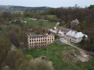 Prodej komerční nemovitosti, Mikulášovice, 1570 m2