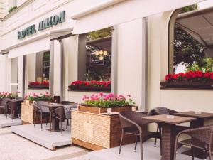 Pronájem restaurace, Praha - Nusle, Ostrčilovo náměstí, 353 m2