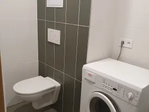 Pronájem bytu 2+1, Praha - Malešice, Nad vodovodem, 55 m2
