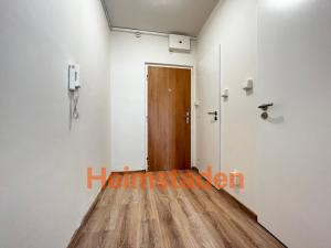 Pronájem bytu 1+kk, Orlová - Lutyně, Masarykova třída, 27 m2