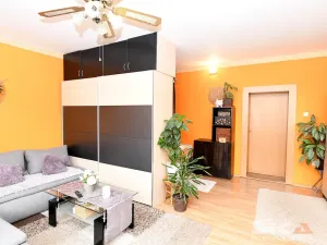 Prodej obchodního prostoru, Postoloprty, Masarykova, 325 m2