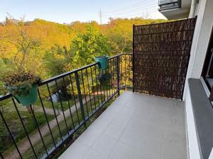 Pronájem bytu 2+kk, Praha - Hloubětín, Nademlejnská, 54 m2