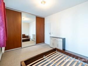 Pronájem bytu 2+kk, Praha - Michle, Novobohdalecká, 49 m2