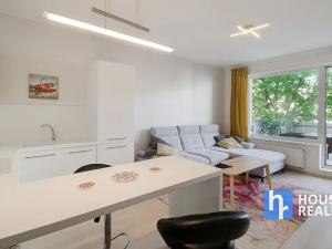 Pronájem bytu 2+kk, Praha - Horní Měcholupy, Hornoměcholupská, 43 m2