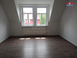 Prodej bytu 2+1, Krnov - Pod Bezručovým vrchem, Revoluční, 88 m2
