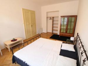 Prodej bytu 2+kk, Praha - Nové Město, Růžová, 54 m2