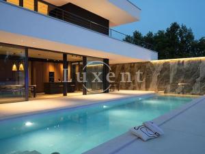 Prodej vily, Umag, Chorvatsko, 300 m2