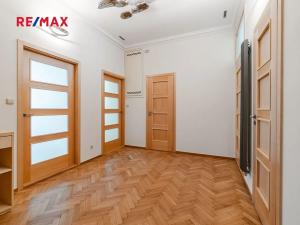 Pronájem bytu 2+1, Praha - Josefov, U starého hřbitova, 97 m2