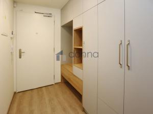 Pronájem bytu 1+kk, Praha - Hloubětín, Poděbradská, 30 m2