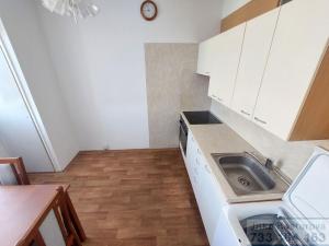 Prodej bytu 2+1, Krnov - Pod Bezručovým vrchem, Budovatelů, 43 m2