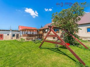 Prodej rodinného domu, Mšec, Vítovská, 180 m2
