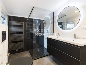 Prodej rodinného domu, Mukařov, U Požáru, 220 m2