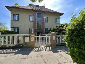 Prodej rodinného domu, Praha - Strašnice, U krbu, 235 m2