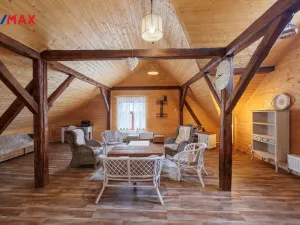 Prodej vícegeneračního domu, Valeč, Široká, 688 m2