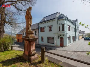 Prodej vícegeneračního domu, Valeč, Široká, 688 m2