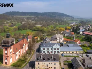 Prodej vícegeneračního domu, Valeč, Široká, 688 m2