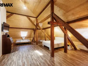 Prodej vícegeneračního domu, Valeč, Široká, 688 m2