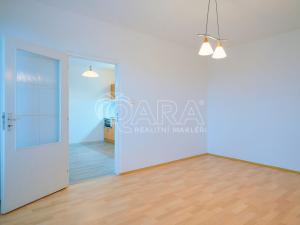 Pronájem bytu 1+1, Strakonice - Strakonice II, Dukelská, 39 m2