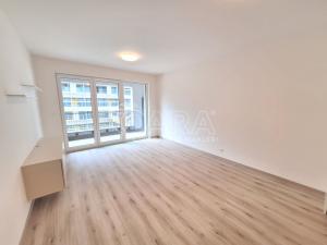 Pronájem bytu 1+kk, Praha - Hloubětín, Poděbradská, 32 m2