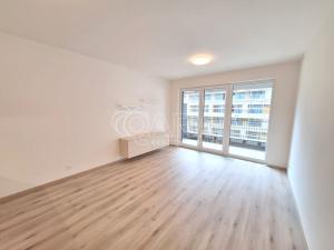 Pronájem bytu 1+kk, Praha - Hloubětín, Poděbradská, 32 m2