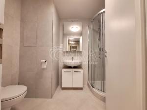 Pronájem bytu 1+kk, Praha - Hloubětín, Poděbradská, 32 m2