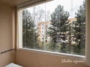 Pronájem bytu 2+1, Praha - Malešice, Počernická, 53 m2