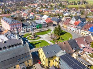 Prodej atypického bytu, Chrastava, náměstí 1. máje, 156 m2