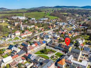 Prodej atypického bytu, Chrastava, náměstí 1. máje, 156 m2