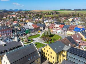 Prodej atypického bytu, Chrastava, náměstí 1. máje, 156 m2