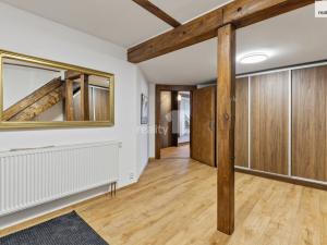 Prodej atypického bytu, Chrastava, náměstí 1. máje, 156 m2