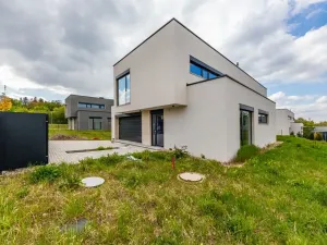 Prodej rodinného domu, Průhonice, K Doubí, 295 m2