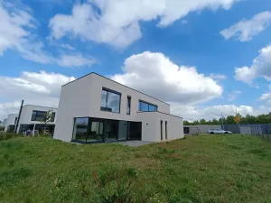 Prodej rodinného domu, Průhonice, K Doubí, 295 m2