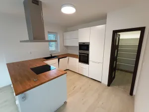 Pronájem bytu 4+kk, Babice, K Vile, 146 m2