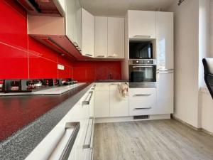 Pronájem bytu 2+1, Praha - Hloubětín, Poděbradská, 54 m2