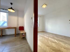Pronájem bytu 2+1, Praha - Hloubětín, Poděbradská, 54 m2
