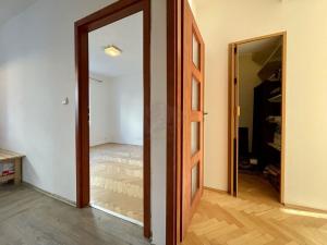 Pronájem bytu 2+1, Praha - Hloubětín, Poděbradská, 54 m2