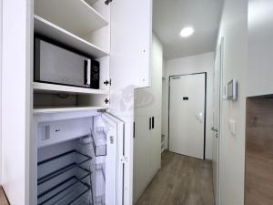 Pronájem bytu 1+kk, Praha - Smíchov, Plzeňská, 20 m2