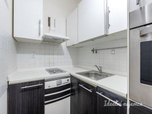 Pronájem bytu 1+1, Praha - Vršovice, Jakutská, 44 m2